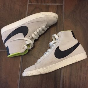 Nike Jcrew special edition shoe